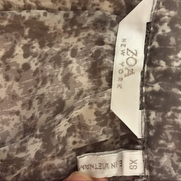 ZOA New York Snakeskin Print Blouse Gray XS Sheer - Picture 5 of 7